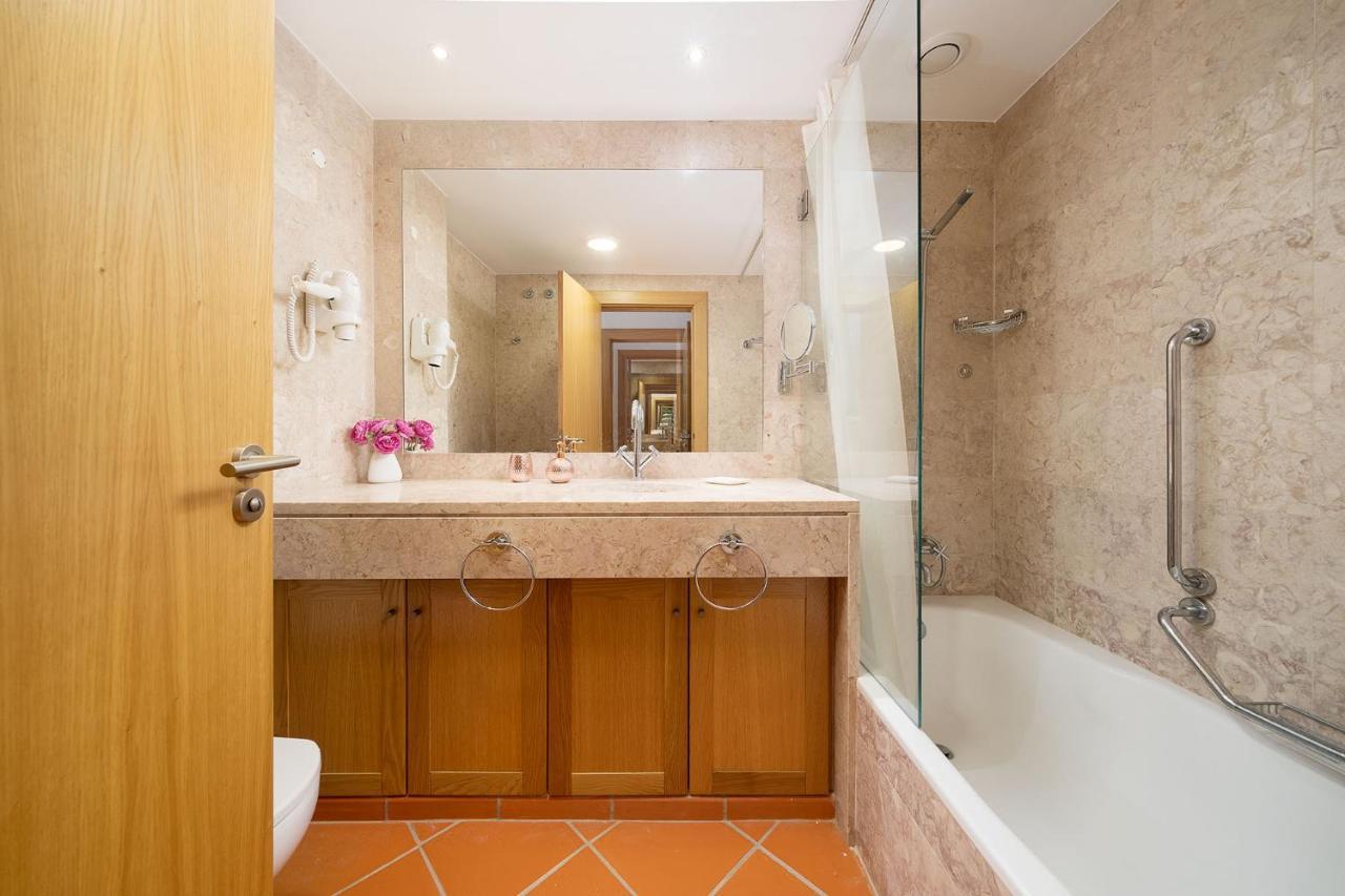 Al - Apartamento Vila Sol F5 T Quarteira Buitenkant foto