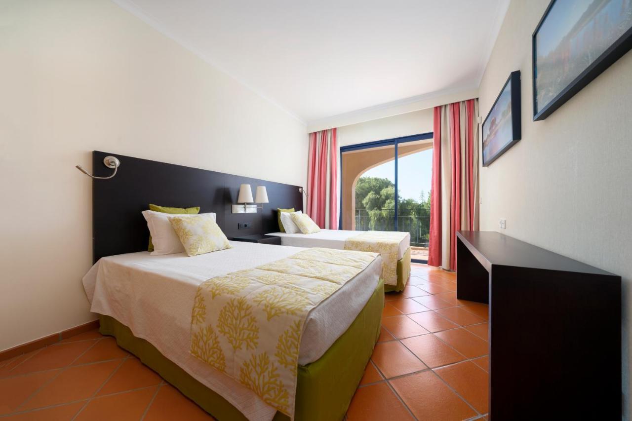 Al - Apartamento Vila Sol F5 T Quarteira Buitenkant foto